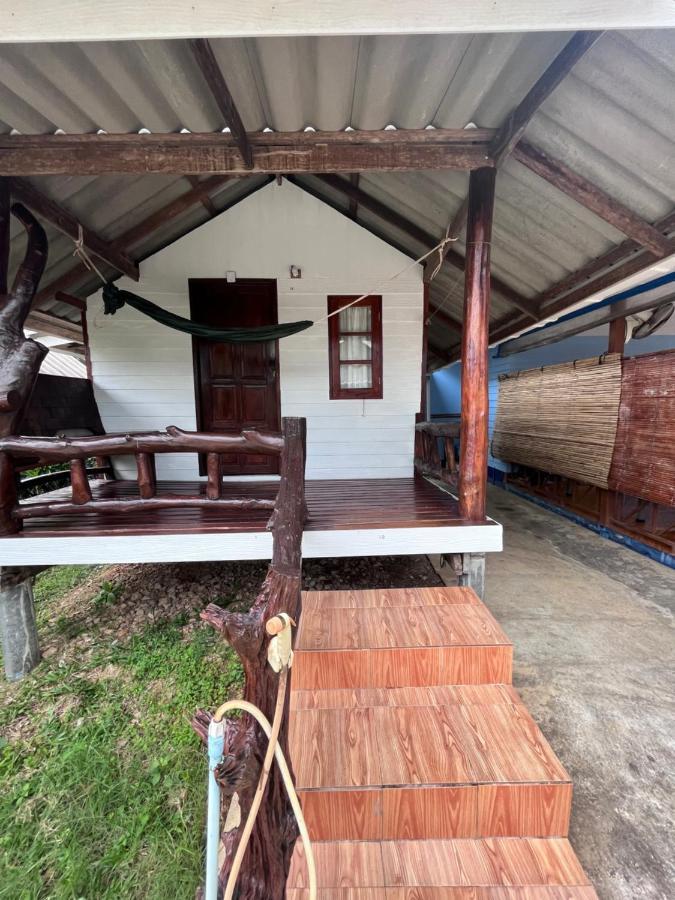 Pyramid Bungalow Hotel Ban Laem Sai Екстериор снимка