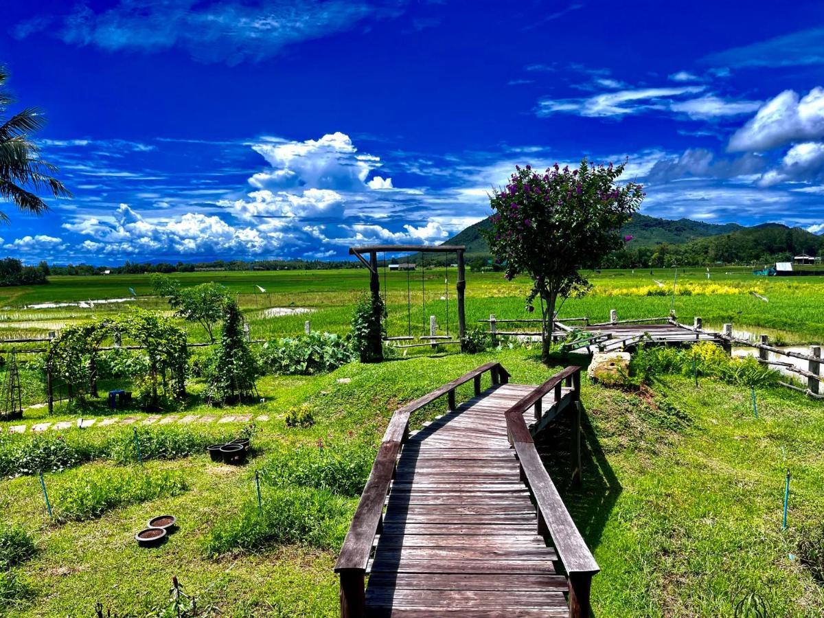 Pyramid Bungalow Hotel Ban Laem Sai Екстериор снимка